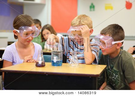 Picture or Photo of Elementary school students doing science experiment