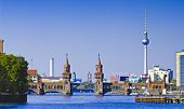 foto of bridge  - beautiful panorama with oberbaum bridge in berlin germany - JPG 