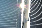 picture of windows  - Sun through the window - JPG 