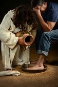 pic of man  - Jesus washing feet of man wearing jeans - JPG 